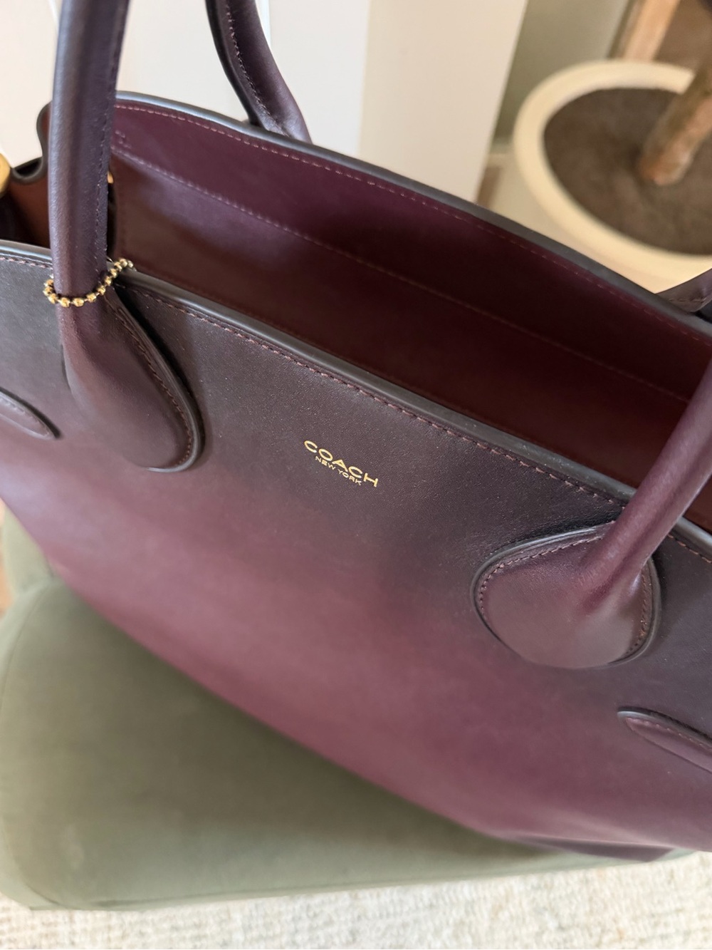 NEW COACH “Soft Empire Carryall Bag 40” MERLOT - Picture 2 of 16